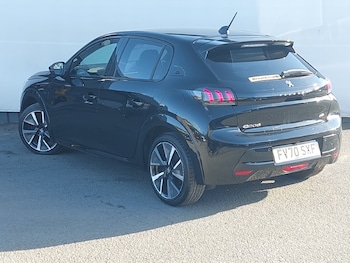 Used Peugeot 208 2020 for sale - 77974901: Photo