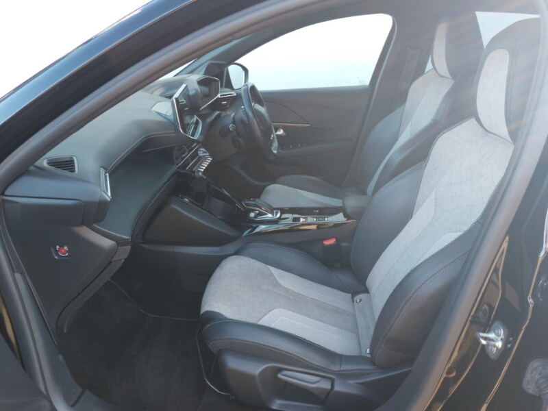 Used Peugeot 208 2020 for sale - 77974901: Photo 5