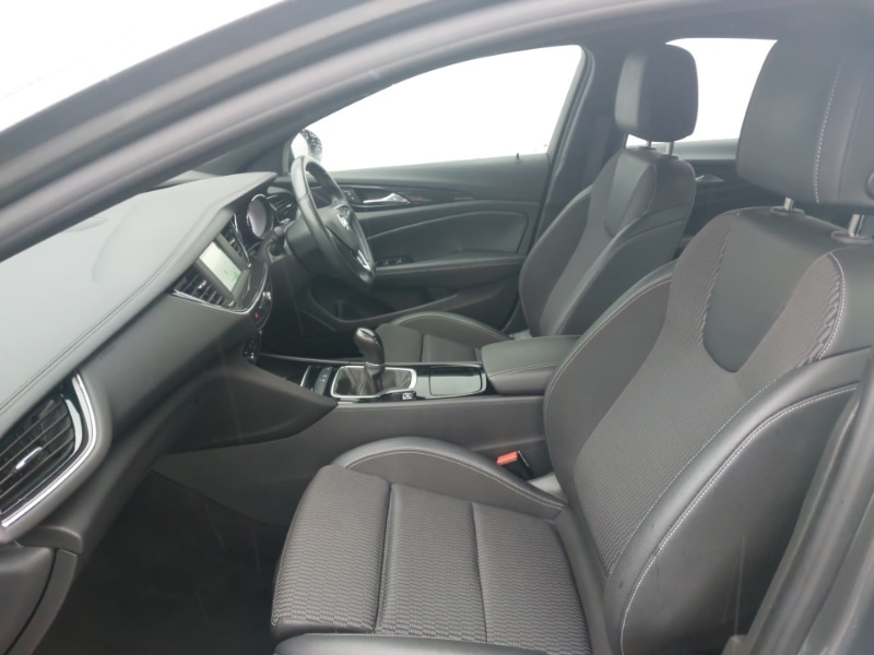 Used Vauxhall Insignia 2019 for sale - 76478373: Photo 5