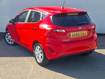 Used Ford Fiesta 2018 for sale - 79044451: Photo