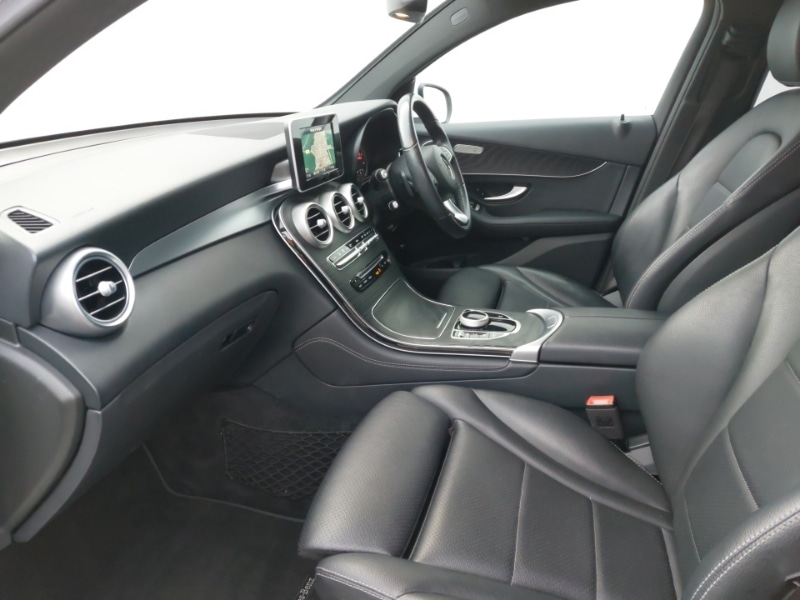 Used Mercedes-Benz GLC 2019 for sale - 76906864: Photo 5