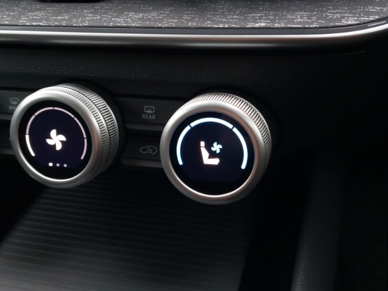 Used Skoda Superb 2024 for sale - 76708104: Photo 15