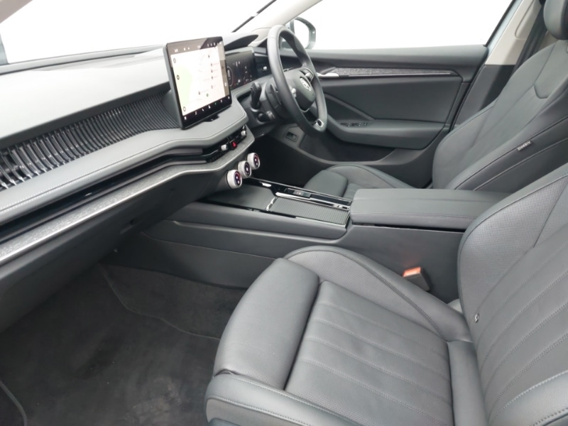 Used Skoda Superb 2024 for sale - 76708104: Photo 5