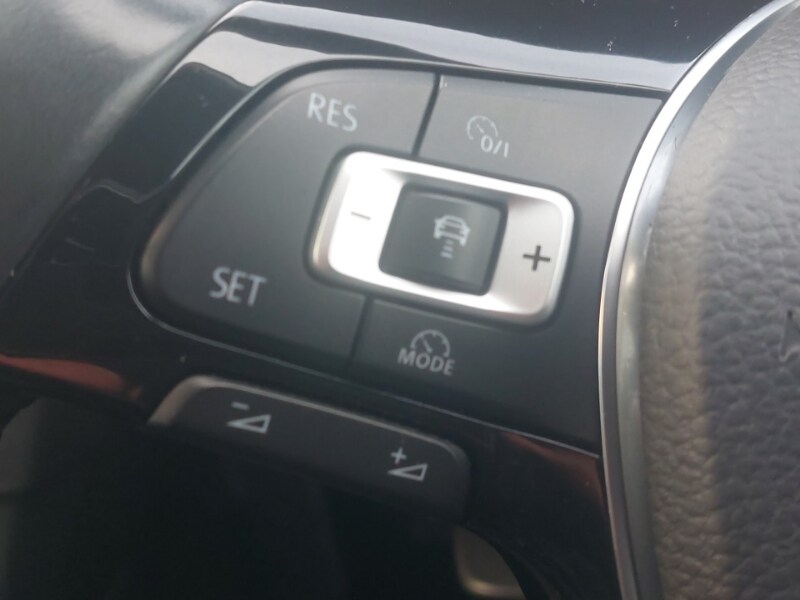 Used Volkswagen Golf 2017 for sale - 77183552: Photo 18