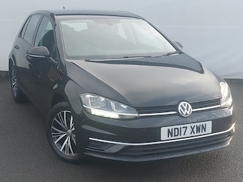 Used Volkswagen Golf 2017 for sale - 77183552: Photo