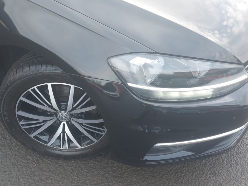 Used Volkswagen Golf 2017 for sale - 77183552: Photo 9