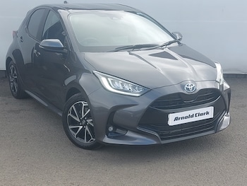 Used Toyota Yaris 2023 for sale - 77847420: Photo