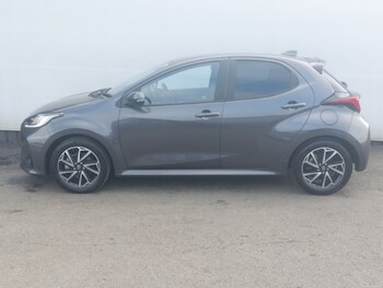 Used Toyota Yaris 2023 for sale - 77847420: Photo