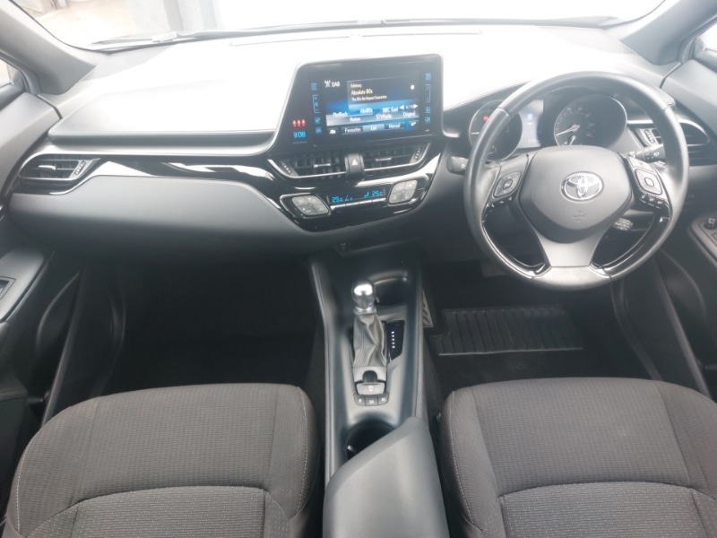 Used Toyota C-HR 2019 for sale - 77852631: Photo 2