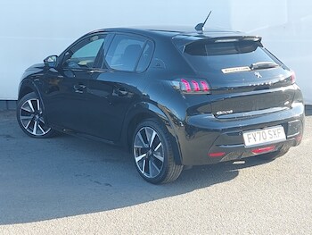 Used Peugeot 208 2020 for sale - 77751448: Photo