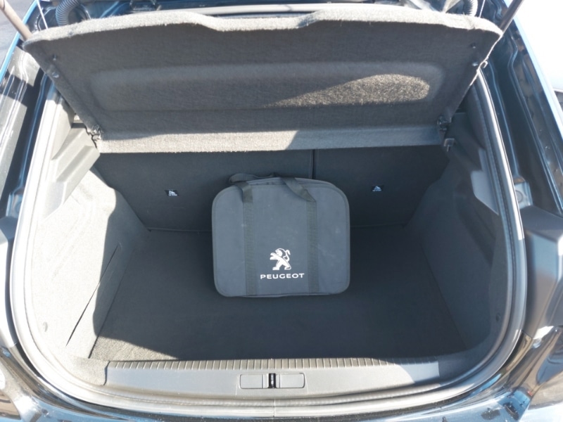 Used Peugeot 208 2020 for sale - 77751448: Photo 8