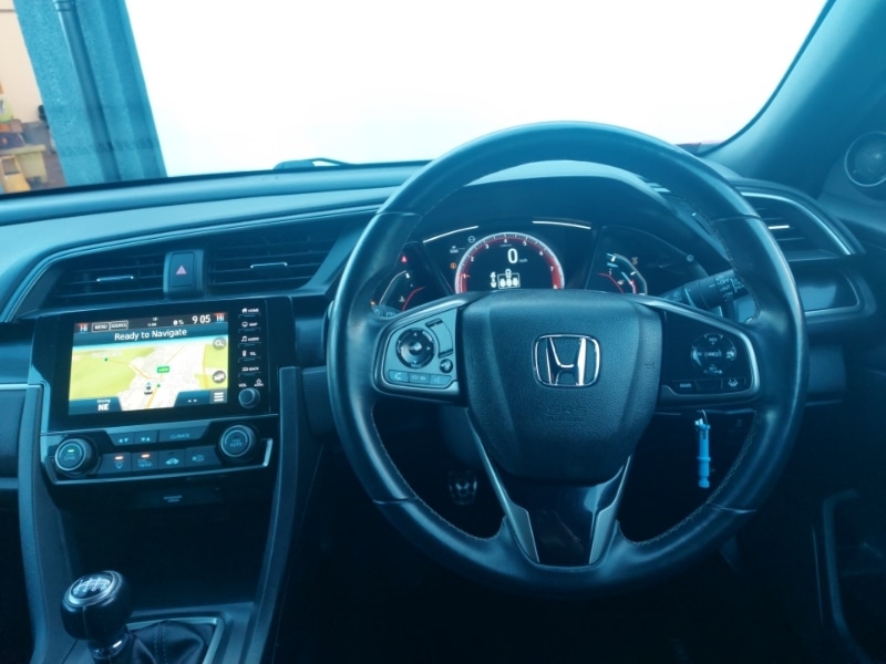 Used Honda Civic 2019 for sale - 76602657: Photo 7