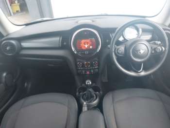 Used MINI Hatch 2019 for sale - 75408972: Photo