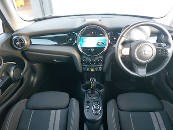 Used MINI Hatch 2021 for sale - 76294287: Photo 2