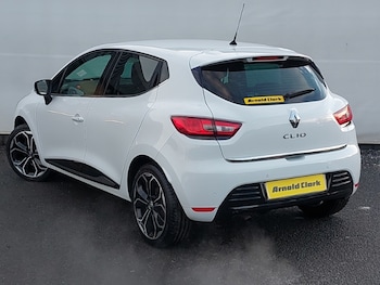 Used Renault Clio 2018 for sale - 77169043: Photo