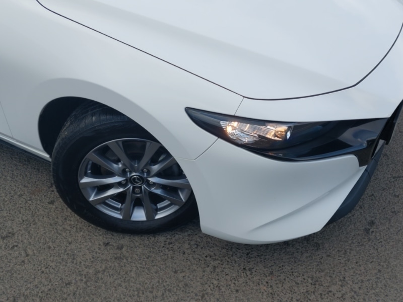 Used Mazda Mazda3 2022 for sale - 76221305: Photo 9