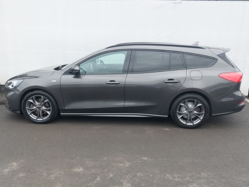 Used Ford Focus 2021 for sale - 77385763: Photo 4