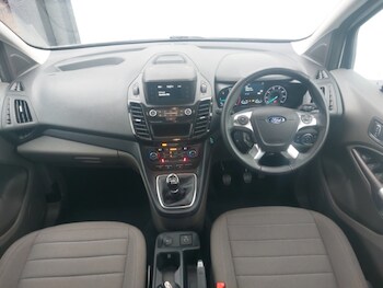 Used Ford Grand Tourneo Connect 2021 for sale - 77509174: Photo