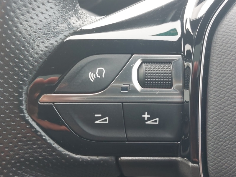 Used Peugeot 3008 2019 for sale - 76543670: Photo 18