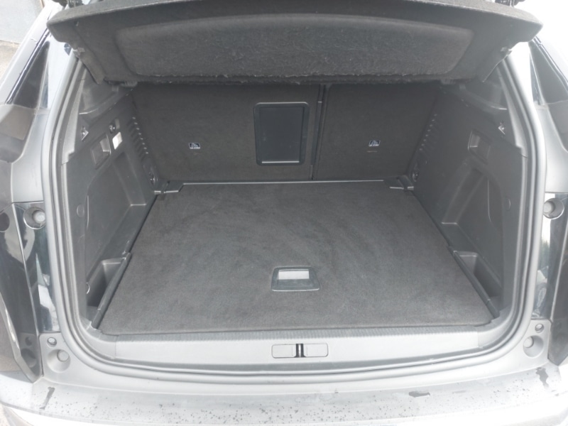 Used Peugeot 3008 2019 for sale - 76543670: Photo 8