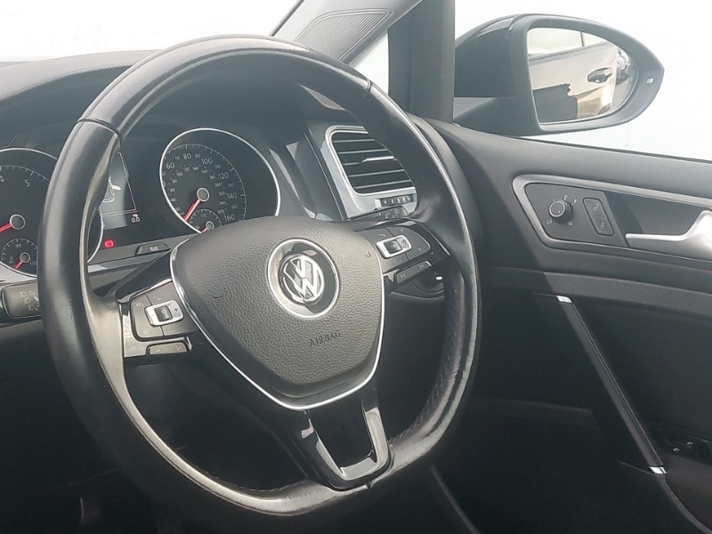 Used Volkswagen Golf 2017 for sale - 77273322: Photo 10