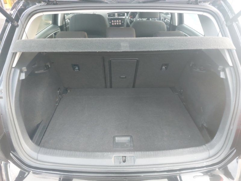 Used Volkswagen Golf 2017 for sale - 77273322: Photo 8