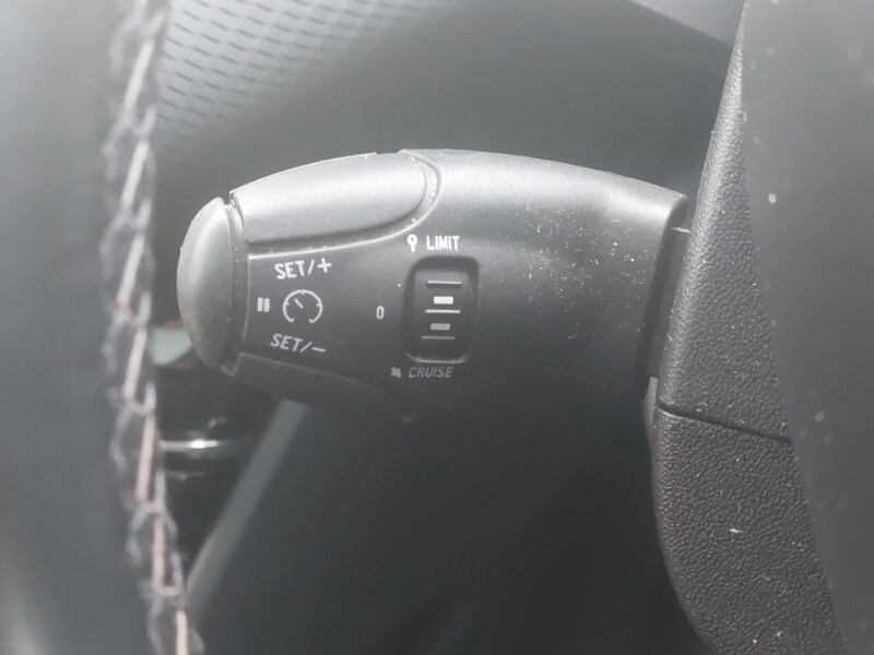 Used Peugeot 2008 2017 for sale - 77049423: Photo 17