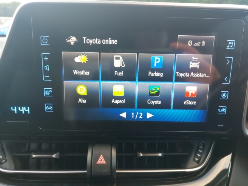 Used Toyota C-HR 2017 for sale - 77663963: Photo 14