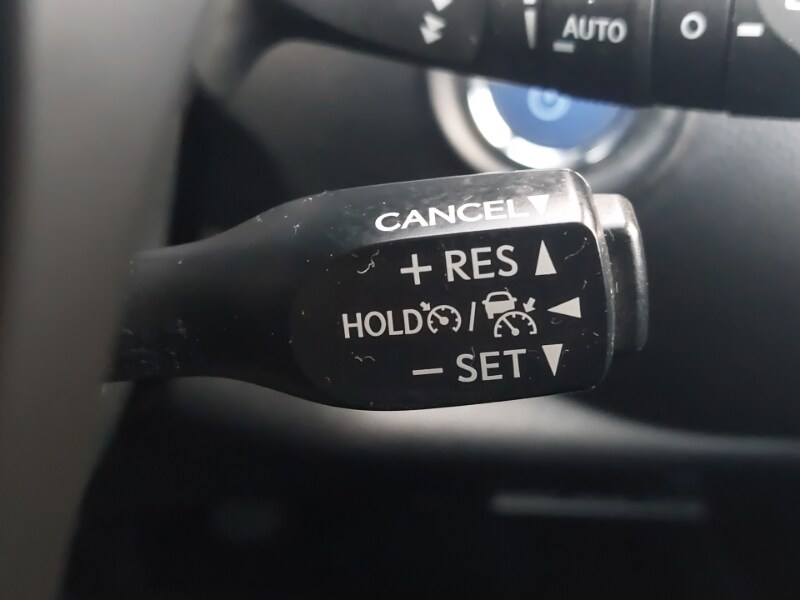 Used Toyota C-HR 2017 for sale - 77663963: Photo 17