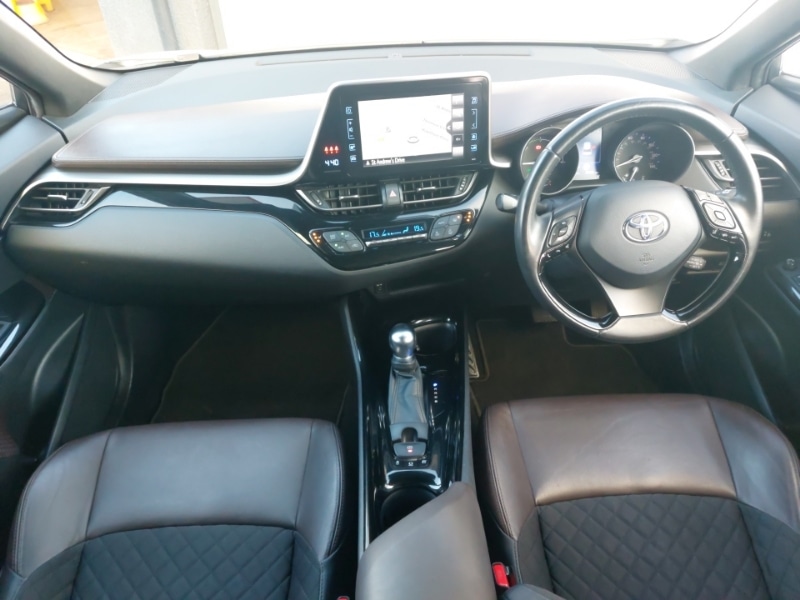 Used Toyota C-HR 2017 for sale - 77663963: Photo 2