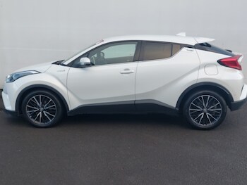 Used Toyota C-HR 2017 for sale - 77663963: Photo