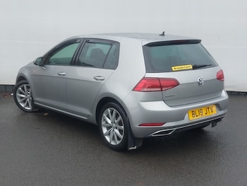 Used Volkswagen Golf 2019 for sale - 76450678: Photo