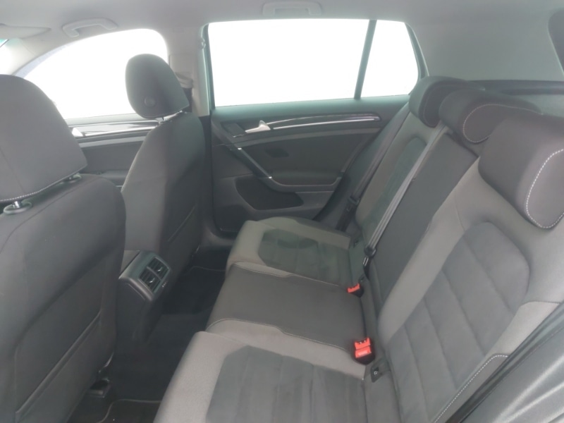Used Volkswagen Golf 2019 for sale - 76450678: Photo 6