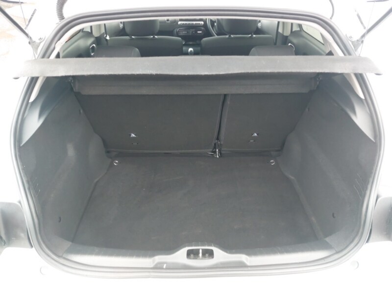 Used Citroen C4 Cactus 2018 for sale - 77531182: Photo 8