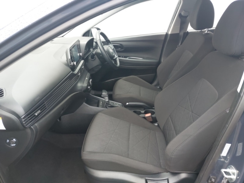 Used Hyundai BAYON 2023 for sale - 77405211: Photo 5