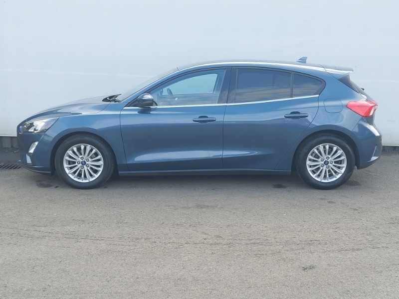 Used Ford Focus 2021 for sale - 77816066: Photo 4