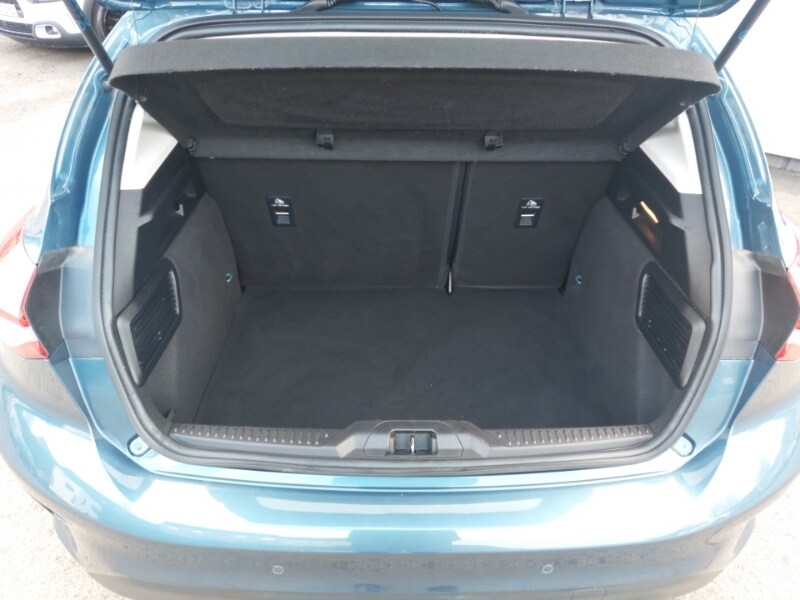 Used Ford Focus 2021 for sale - 77816066: Photo 8