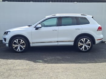 Used Volkswagen Touareg 2017 for sale - 79777319: Photo