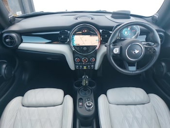 Used MINI Hatch 2021 for sale - 78467430: Photo