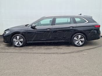 Used Volkswagen Passat 2025 for sale - 79686147: Photo