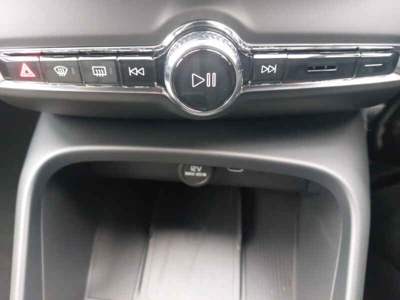 Used Volvo XC40 2025 for sale - 77544175: Photo 17