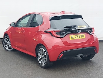 Used Toyota Yaris 2022 for sale - 77503030: Photo