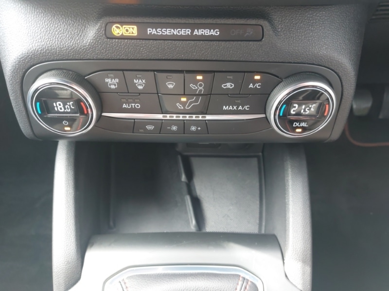 Used Ford Focus 2022 for sale - 76052728: Photo 16