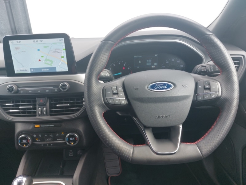 Used Ford Focus 2022 for sale - 76052728: Photo 7