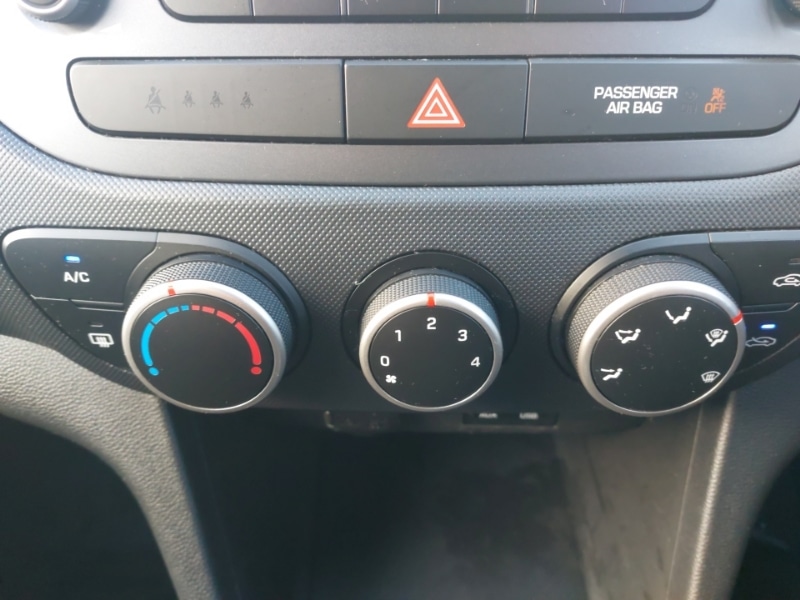 Used Hyundai i10 2017 for sale - 77057050: Photo 15