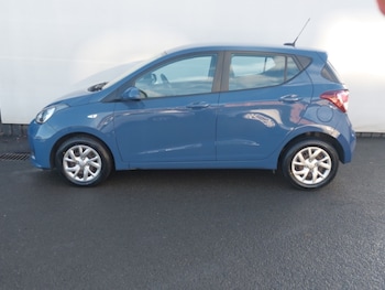 Used Hyundai i10 2017 for sale - 77057050: Photo