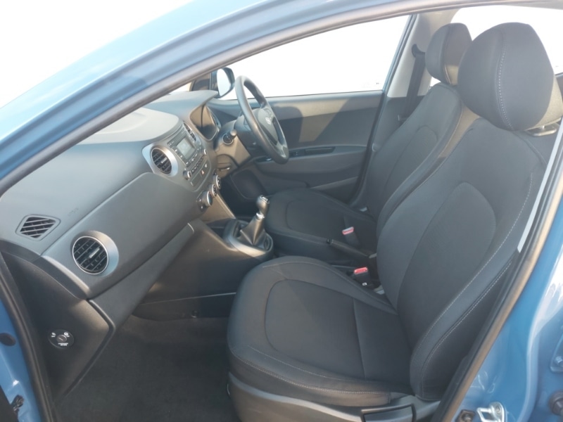 Used Hyundai i10 2017 for sale - 77057050: Photo 5