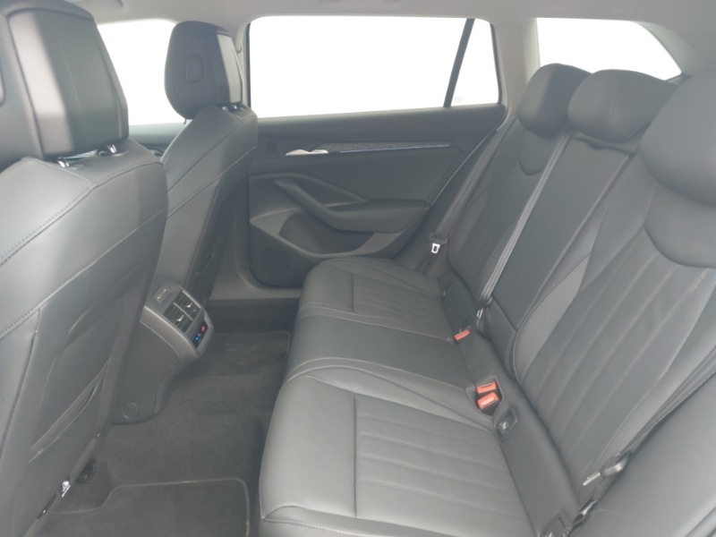 Used Skoda Superb 2024 for sale - 76708090: Photo 6