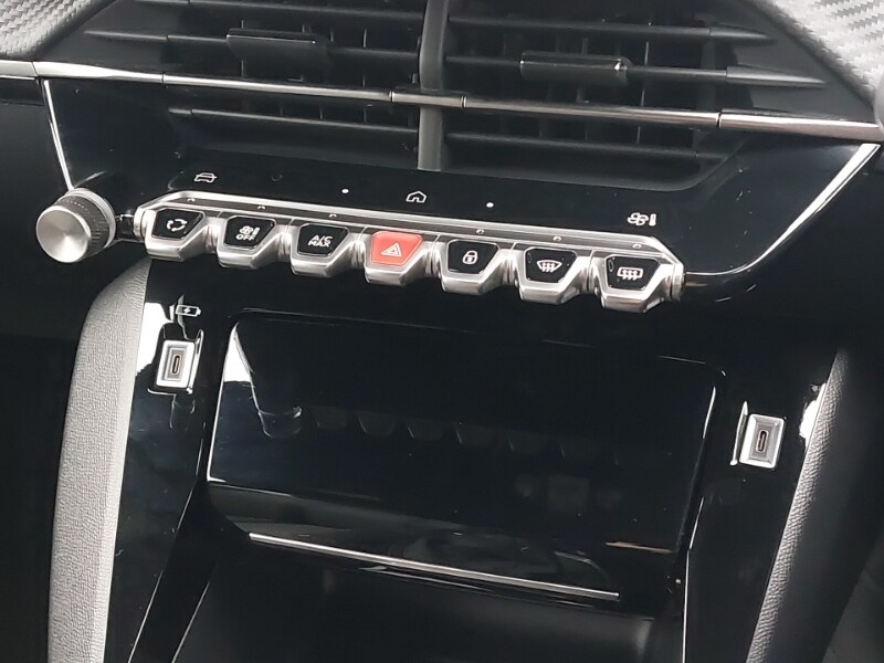 Used Peugeot 2008 2025 for sale - 77717224: Photo 16