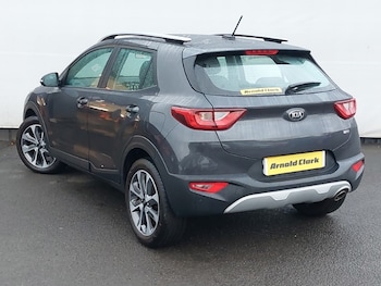 Used Kia Stonic 2020 for sale - 77385770: Photo